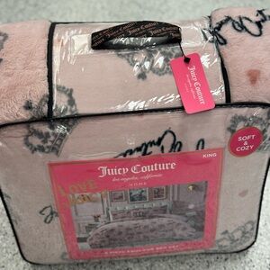 juicy couture King size bedding set